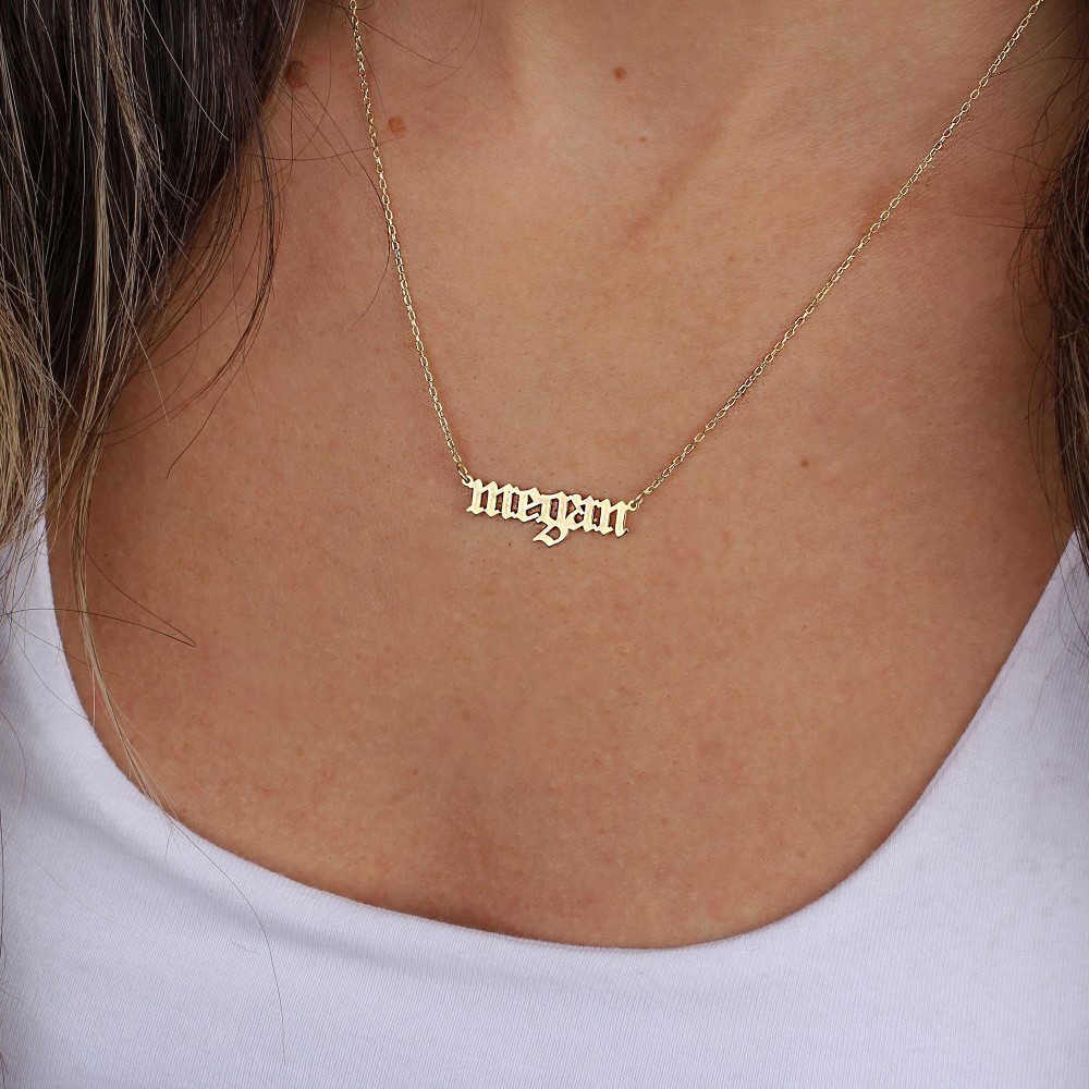 Glorria 925k Sterling Silver Personalized Gothic Word Necklace