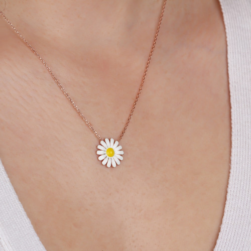 Glorria 925k Sterling Silver Daisy Necklace Glorria 925k Sterling Silver Daisy Necklace