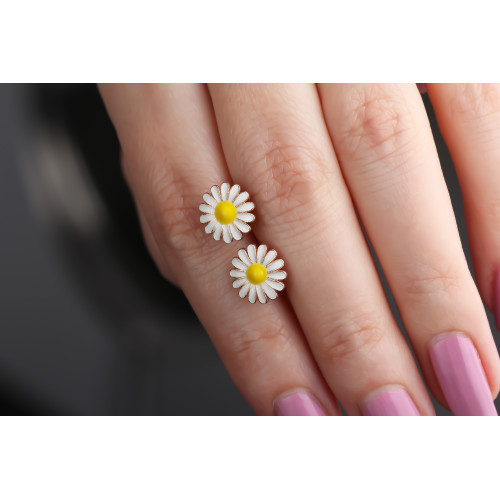 Glorria 925k Sterling Silver Daisy Earring Glorria 925k Sterling Silver Daisy Earring