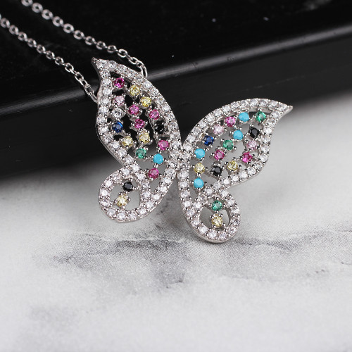 Glorria 925k Sterling Silver Colored Butterfly Necklace Glorria 925k Sterling Silver Colored Butterfly Necklace