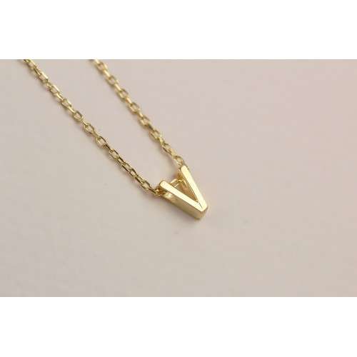 Glorria 925k Sterling Silver 3D Minimalist Letter V Necklace Glorria 925k Sterling Silver 3D Minimalist Letter V Necklace