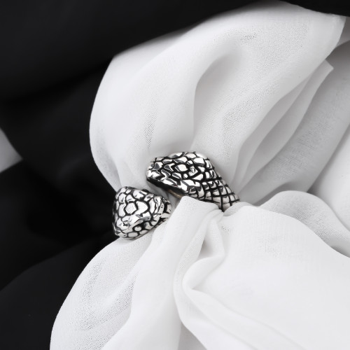 Glorria 925k Sterling Silver Men Snake Ring Glorria 925k Sterling Silver Men Snake Ring