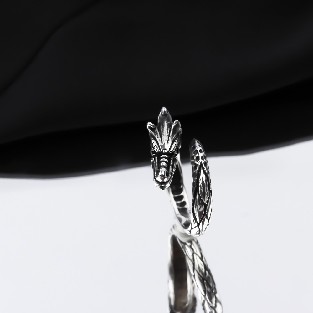 Glorria 925k Sterling Silver Men Dragon Ring Glorria 925k Sterling Silver Men Dragon Ring