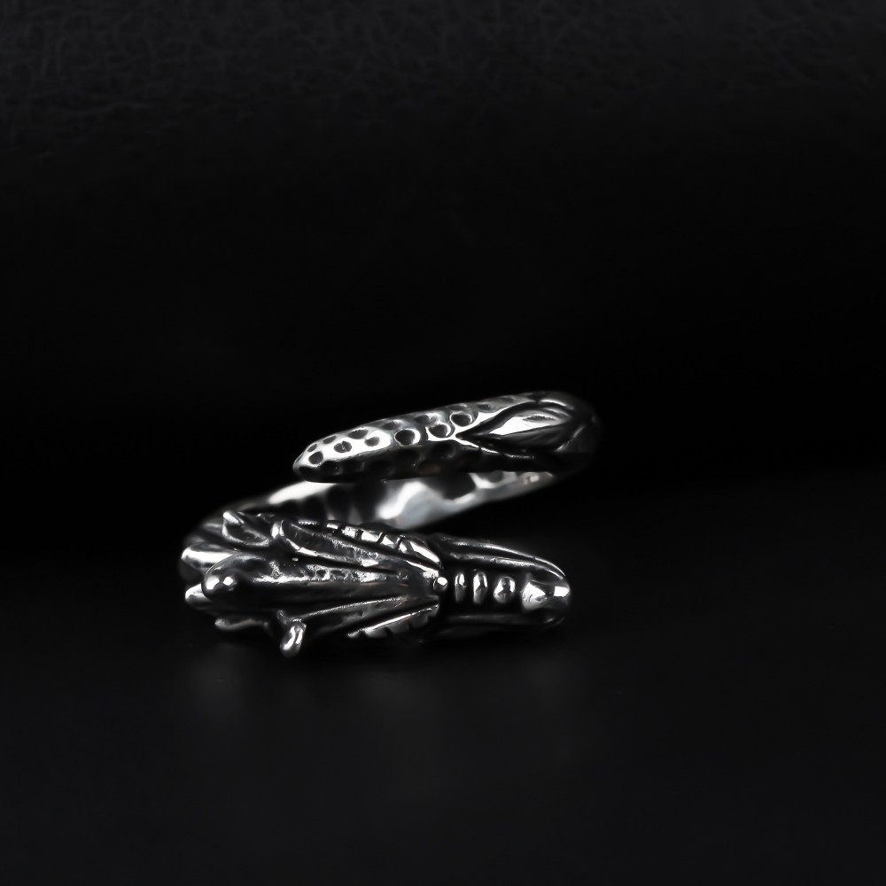 Glorria 925k Sterling Silver Men Dragon Ring Glorria 925k Sterling Silver Men Dragon Ring