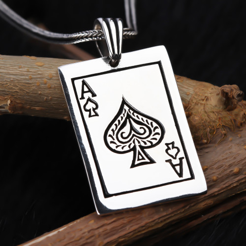 Glorria 925k Sterling Silver Men Ace of Spades Necklace Glorria 925k Sterling Silver Men Ace of Spades Necklace