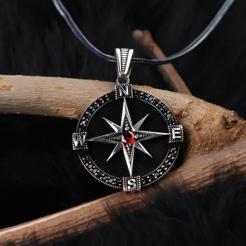 Glorria 925k Sterling Silver Men Red Stone Compass Necklace Glorria 925k Sterling Silver Men Red Stone Compass Necklace