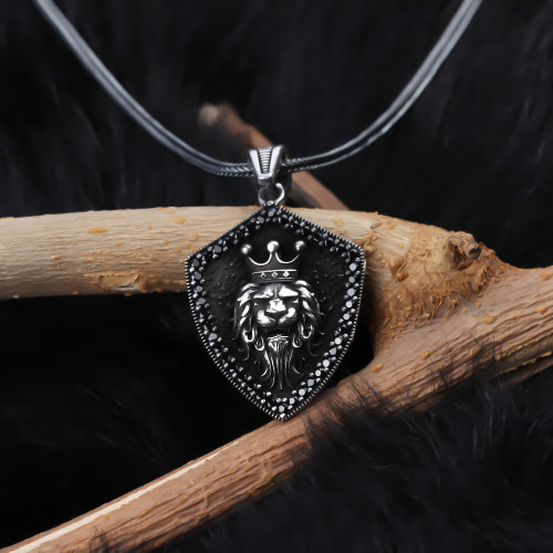 Glorria 925k Sterling Silver Men Lion King Necklace Glorria 925k Sterling Silver Men Lion King Necklace