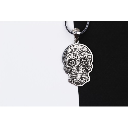 Glorria 925k Sterling Silver Men Skull Design Silver Necklace Glorria 925k Sterling Silver Men Skull Design Silver Necklace