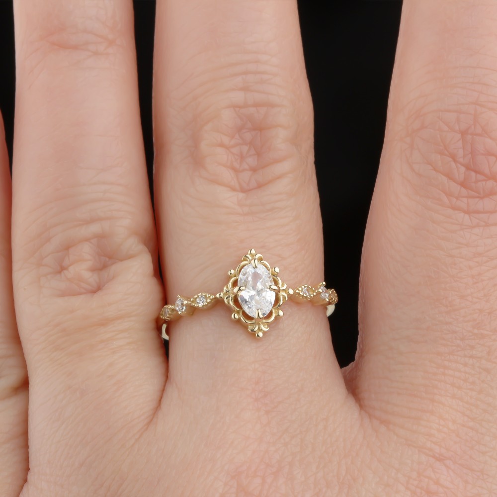 Glorria 14k Solid Gold Stone-Set Retro Ring Glorria 14k Solid Gold Stone-Set Retro Ring