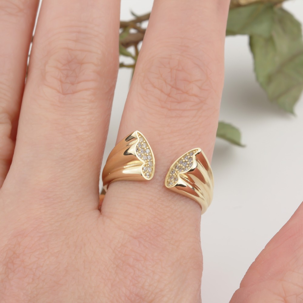 Glorria 14k Solid Gold Butterfly Ring Glorria 14k Solid Gold Butterfly Ring