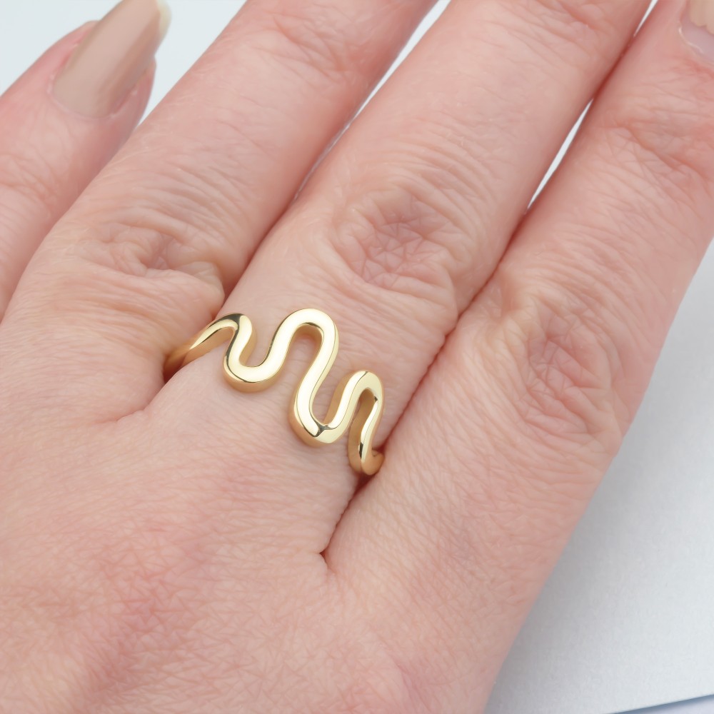 Glorria 14k Solid Gold Asymmetric Wave Ring Glorria 14k Solid Gold Asymmetric Wave Ring