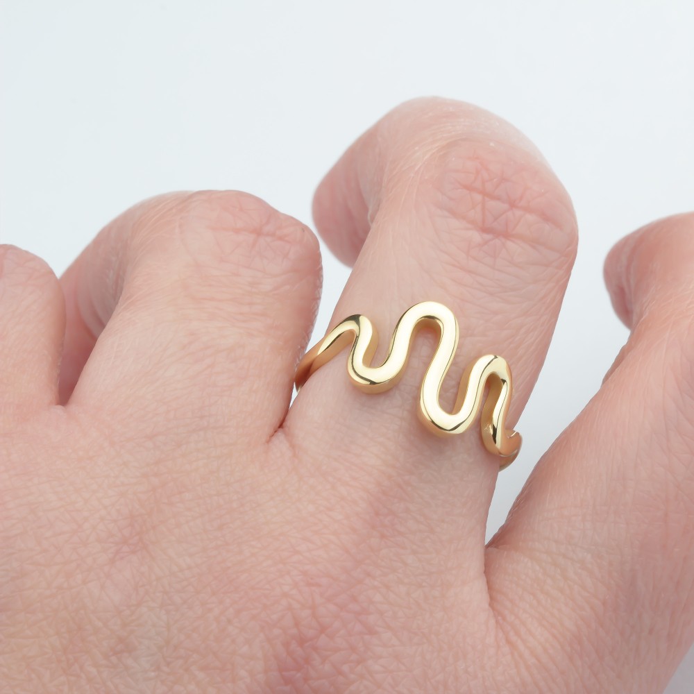 Glorria 14k Solid Gold Asymmetric Wave Ring Glorria 14k Solid Gold Asymmetric Wave Ring
