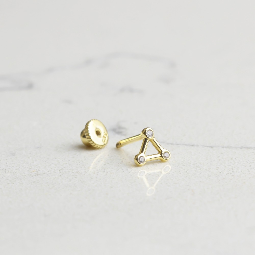Glorria 14k Solid Gold Triangle Helix Piercing Glorria 14k Solid Gold Triangle Helix Piercing