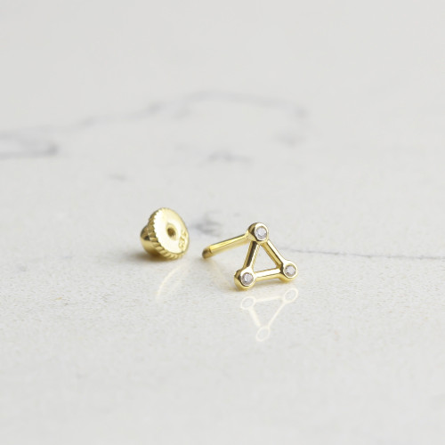 Glorria 14k Solid Gold Triangle Helix Piercing Glorria 14k Solid Gold Triangle Helix Piercing