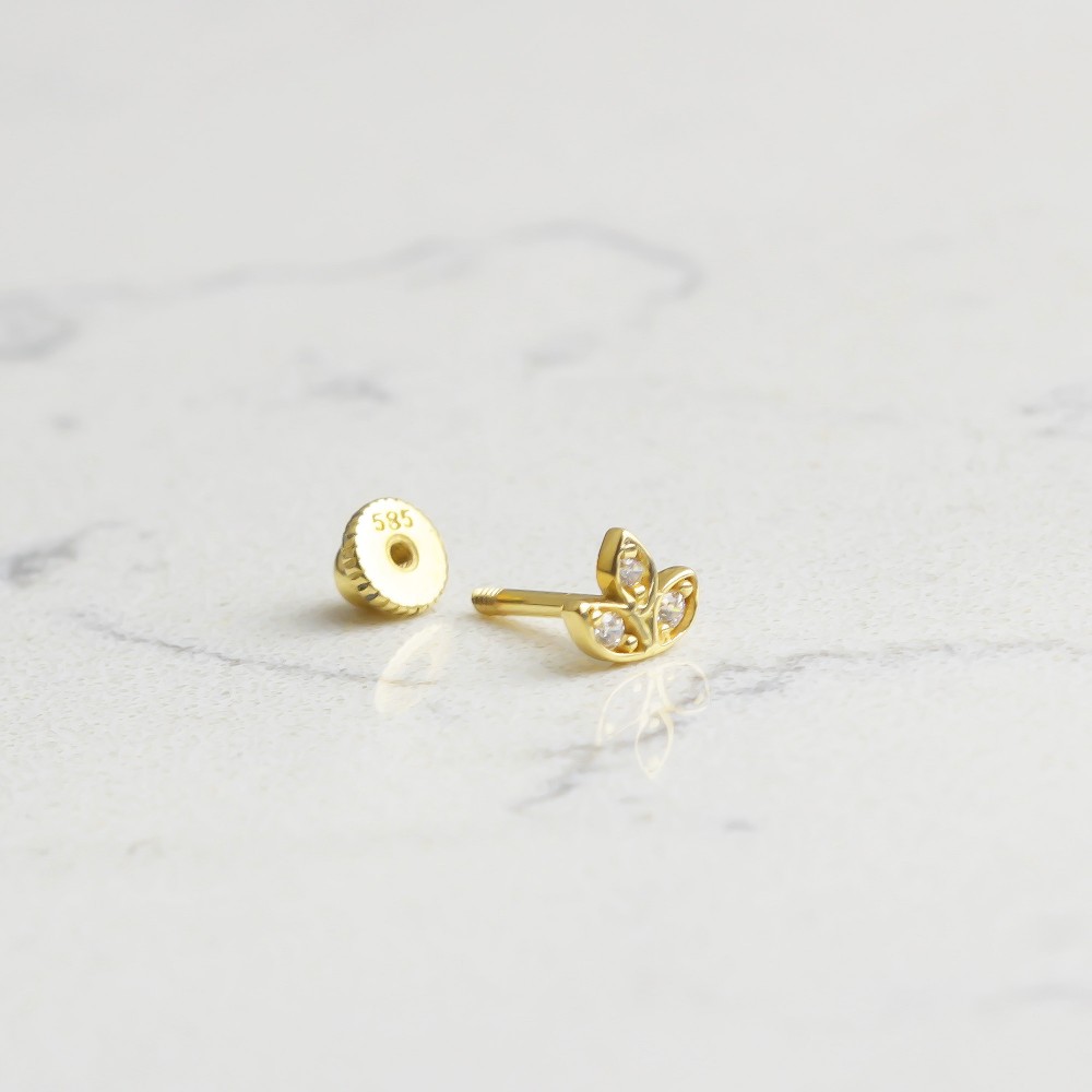Glorria 14k Solid Gold Flower Helix Piercing