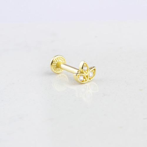 Glorria 14k Solid Gold Flower Tragus Piercing Glorria 14k Solid Gold Flower Tragus Piercing
