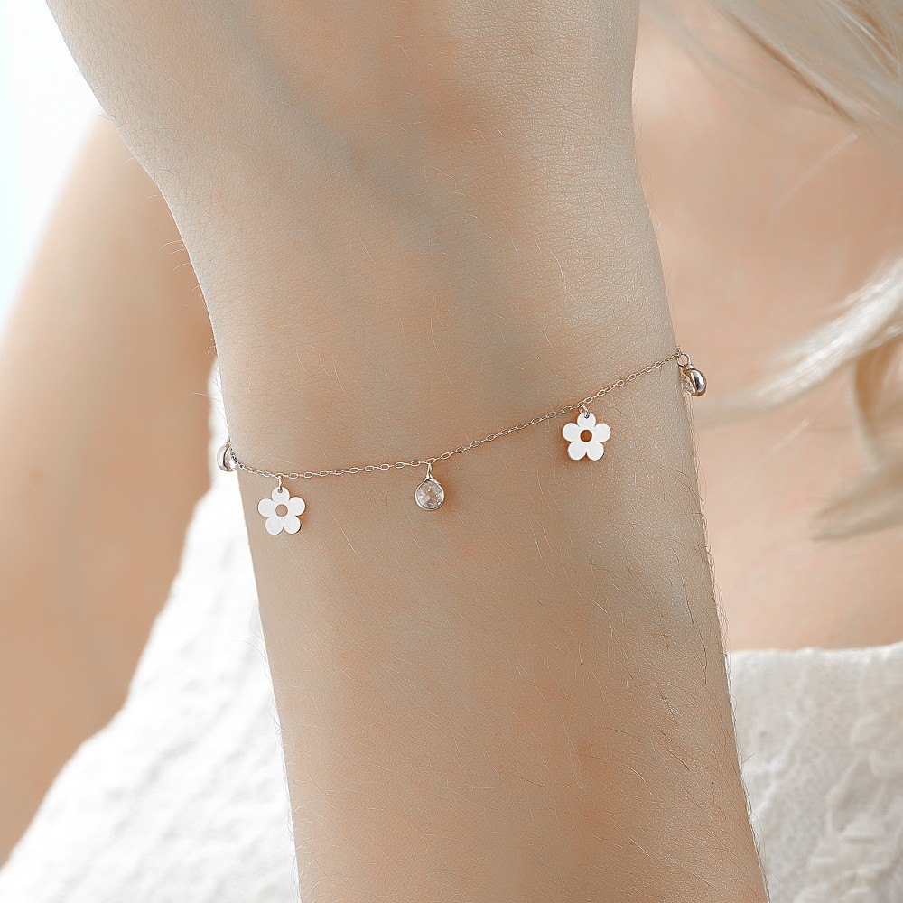 Glorria 14k Solid Gold White Flower Bracelet