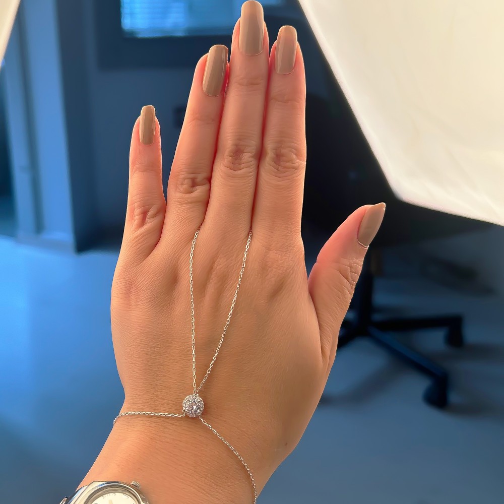 Glorria Sterling Silver Halo Hand Chain Bracelet Glorria Sterling Silver Halo Hand Chain Bracelet
