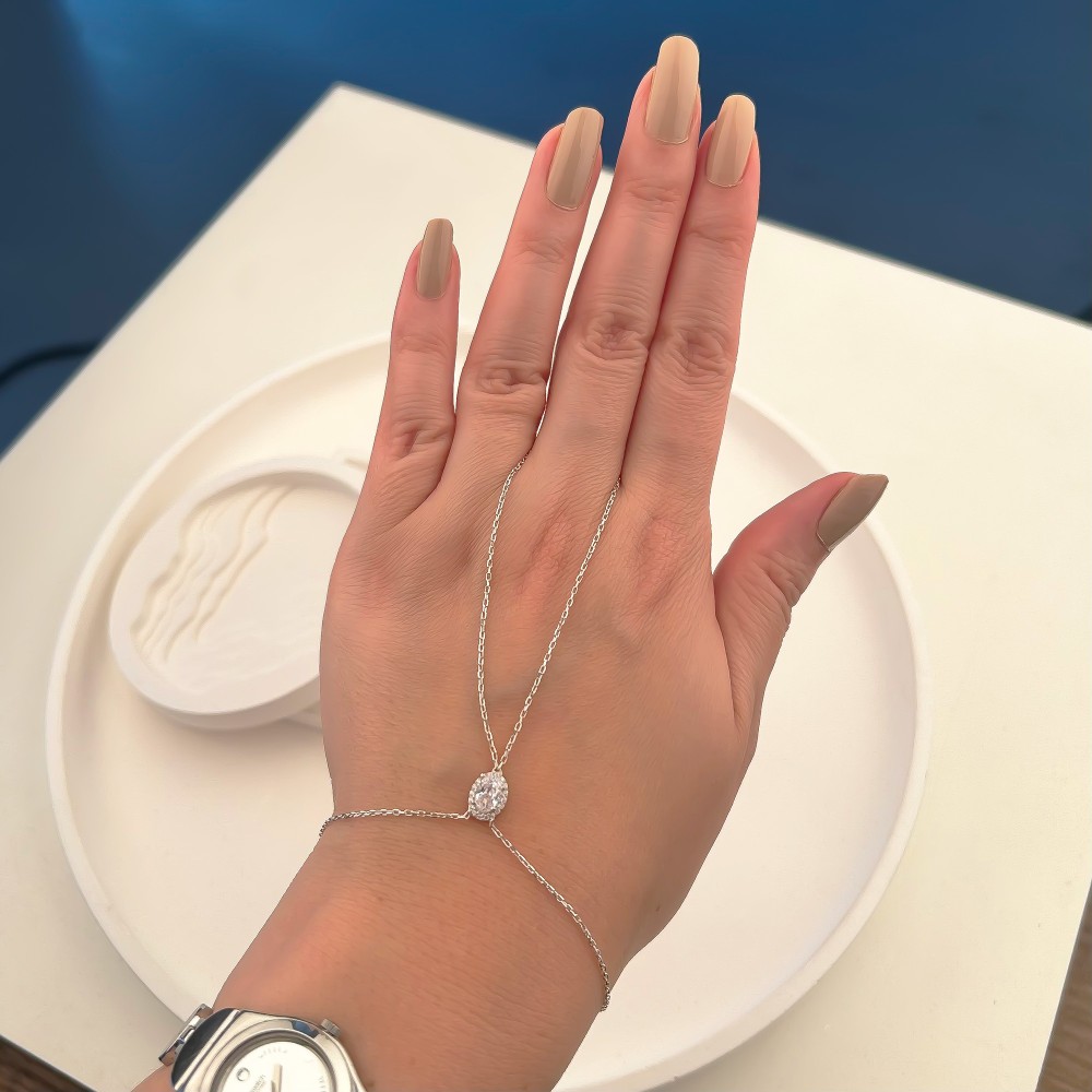 Glorria Sterling Silver Halo Hand Chain Bracelet Glorria Sterling Silver Halo Hand Chain Bracelet