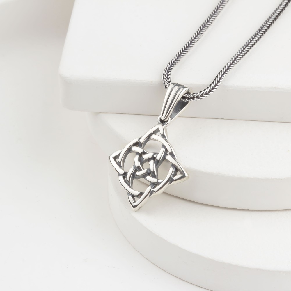 Glorria Sterling Silver Medieval Knot Necklace Glorria Sterling Silver Medieval Knot Necklace