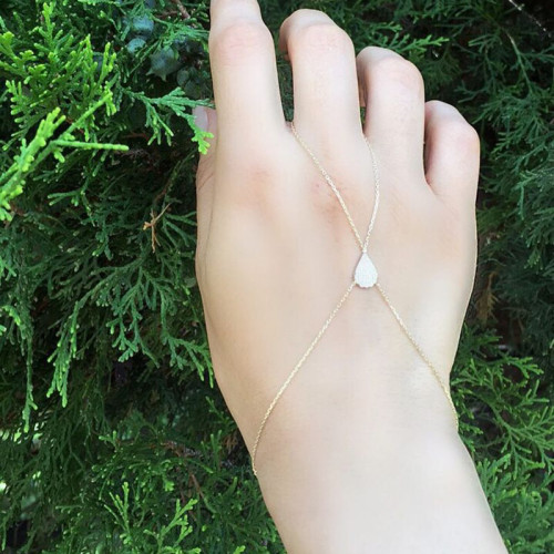 Glorria 14k Solid Gold Drop Shahmaran Bracelet Glorria 14k Solid Gold Drop Shahmaran Bracelet