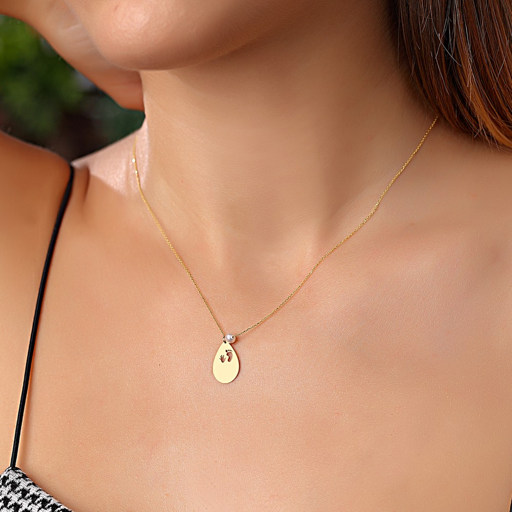 Glorria 14k Solid Gold Pearl Footprint Necklace