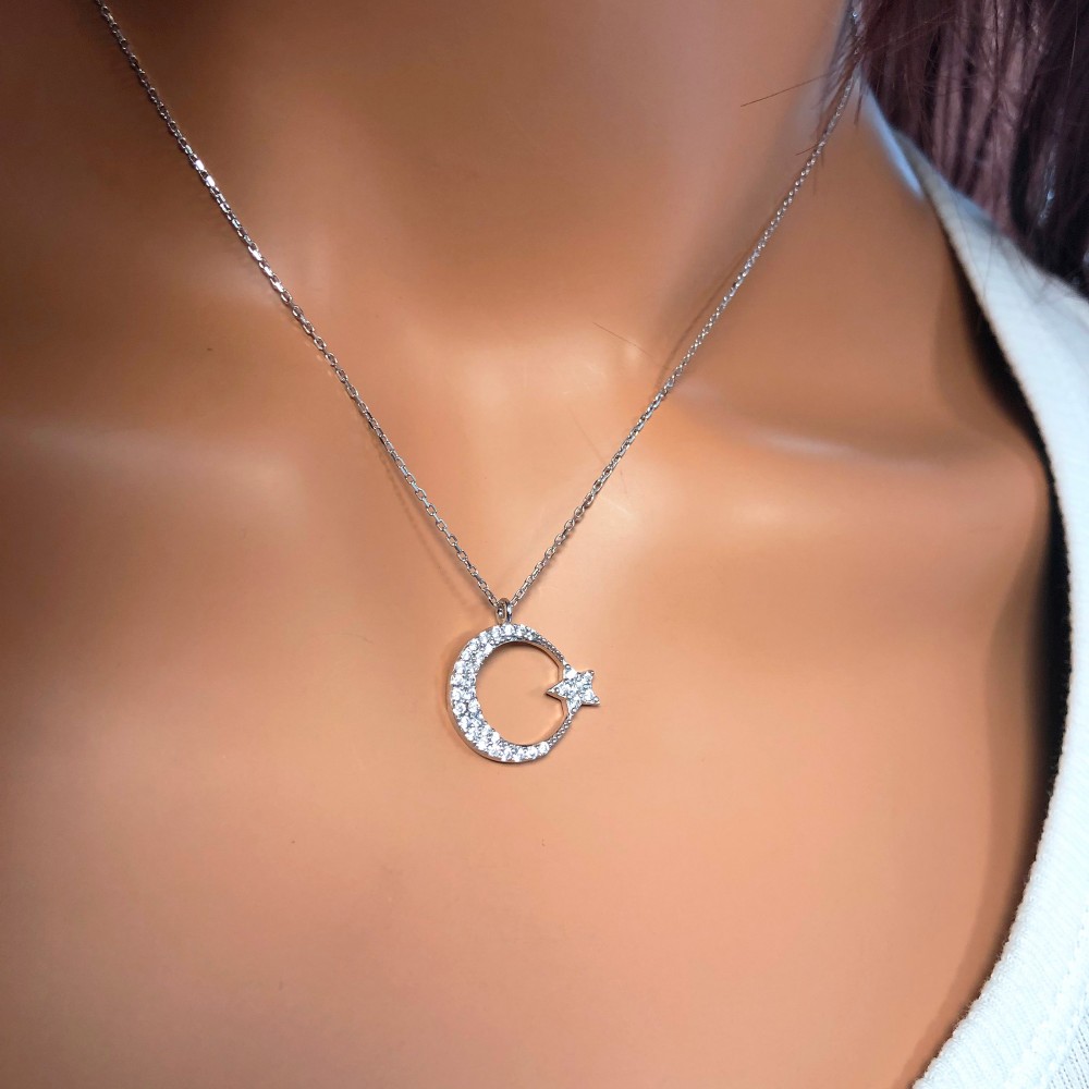 Glorria 925k Sterling Silver Crescent And Star Necklace