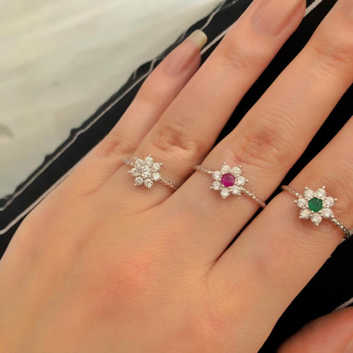 Glorria 925k Sterling Silver Star Ring Glorria 925k Sterling Silver Star Ring