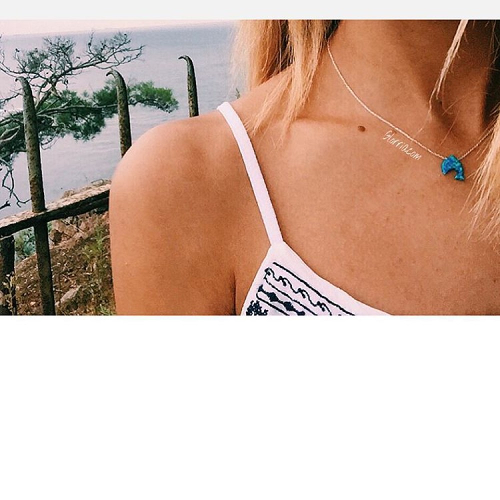Glorria 925k Sterling Silver Opal Dolphin Necklace Glorria 925k Sterling Silver Opal Dolphin Necklace