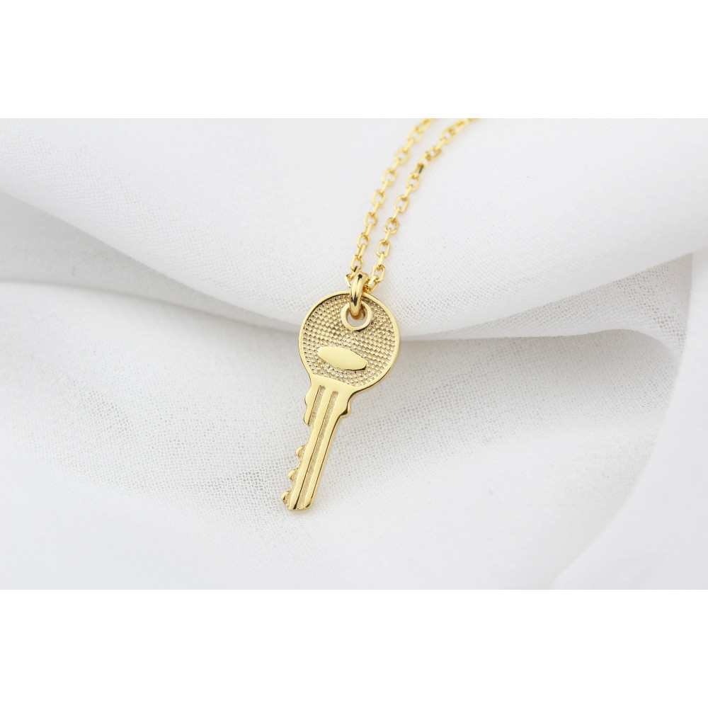 Glorria Personalized Key Necklace Glorria Personalized Key Necklace