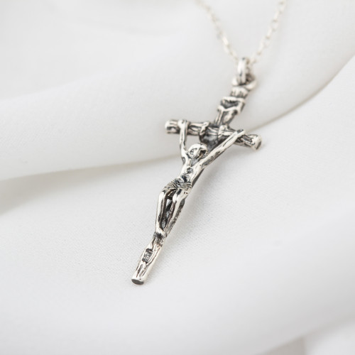 Glorria 925k Sterling Silver Cross Necklace Glorria 925k Sterling Silver Cross Necklace