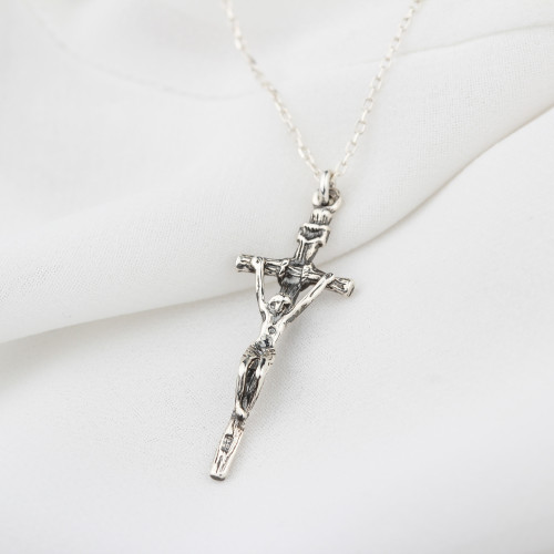 Glorria 925k Sterling Silver Cross Necklace Glorria 925k Sterling Silver Cross Necklace