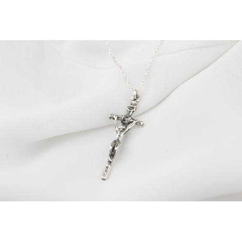 Glorria 925k Sterling Silver Cross Necklace Glorria 925k Sterling Silver Cross Necklace