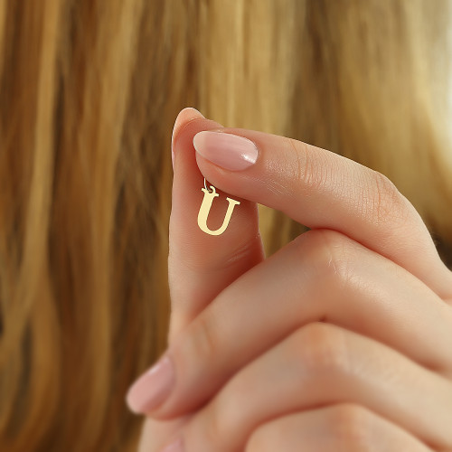 Glorria 14k Solid Gold Letter U Pendant Glorria 14k Solid Gold Letter U Pendant
